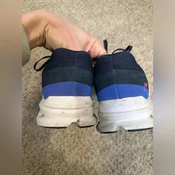 On Running Men's Cloudrunner Shoes - Metal / Midnight 10.5 - Picture 6 of 10